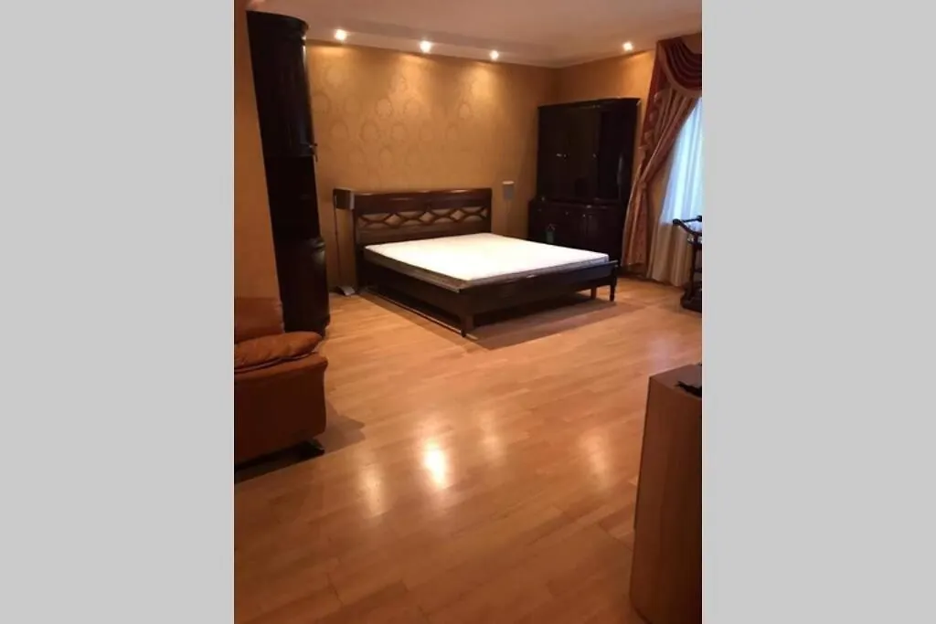 One Bedroom Kreschatik Str 4 Kyiv Ukraine