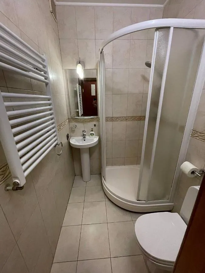 One Bedroom Kreschatik Str 4 Kyiv 0*,  Ukraine